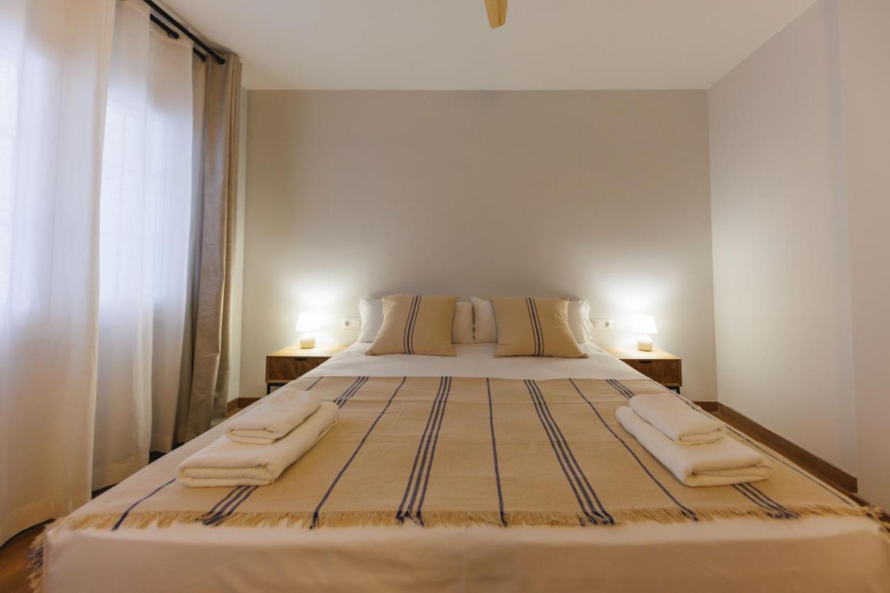 Bravissimo Figuerola, Spacious 3-Bedroom Apartment Girona Esterno foto
