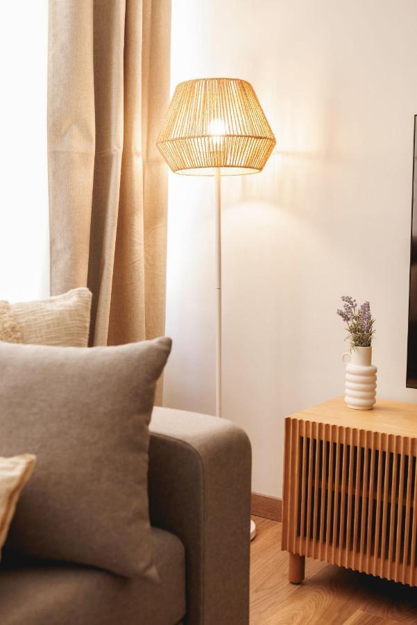 Bravissimo Figuerola, Spacious 3-Bedroom Apartment Girona Esterno foto